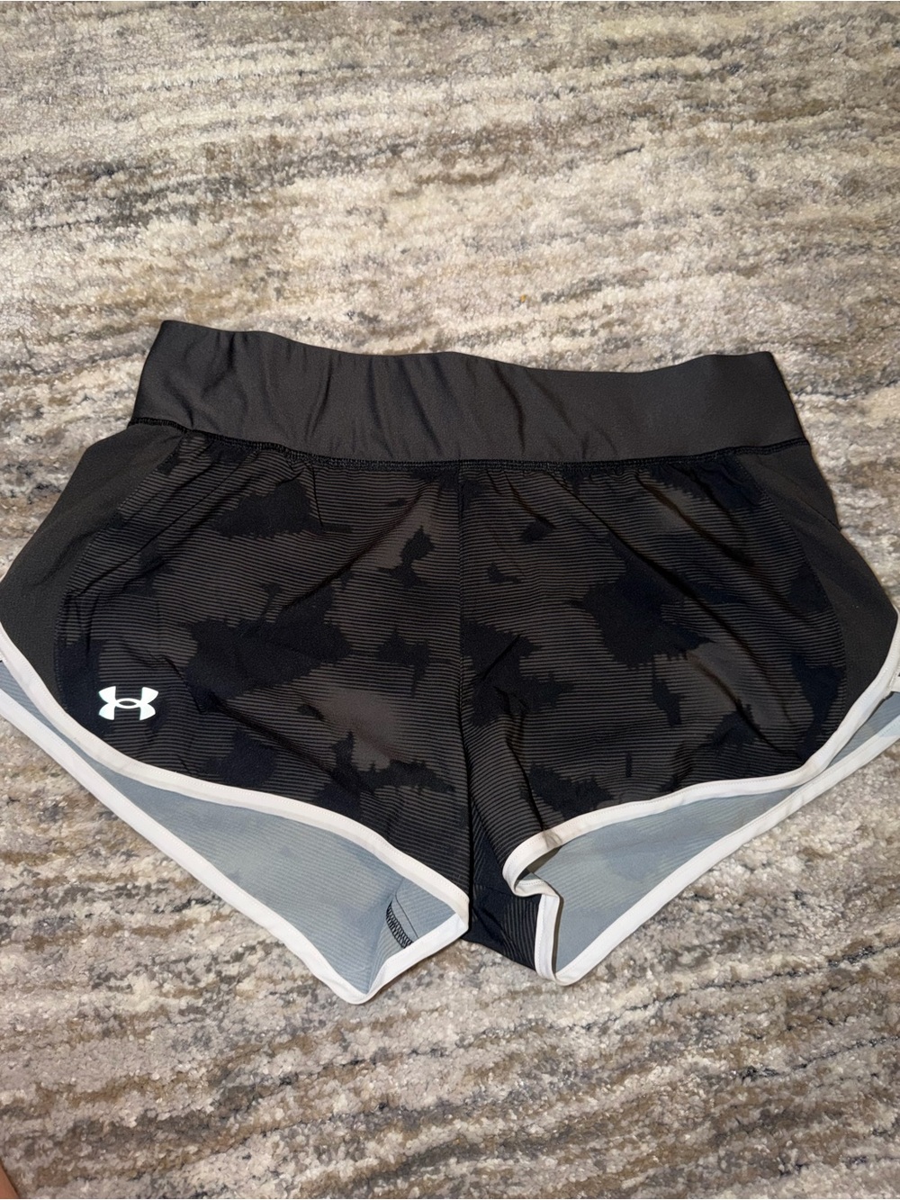 Under Armour Athletic Running Shorts - Picture 1 of 3